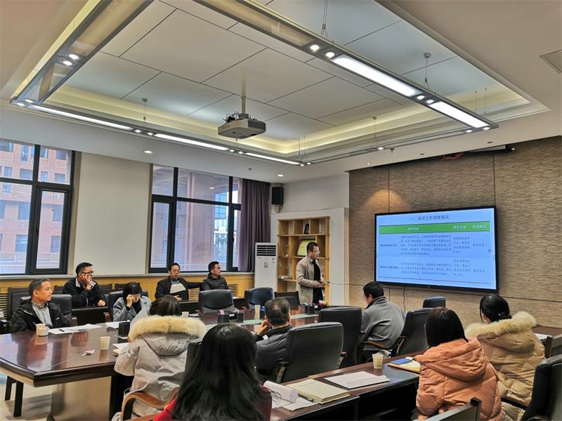 480957ea0a7141f48935cdc7046cfc91.jpg 学院800开展校级教育教学改革项目中期检查.jpg